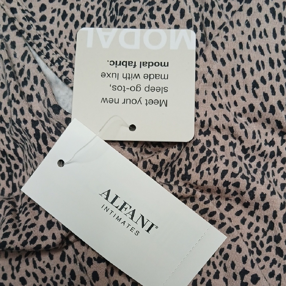 Alfani Leopard Print Bodysuit - Picture 2 of 8